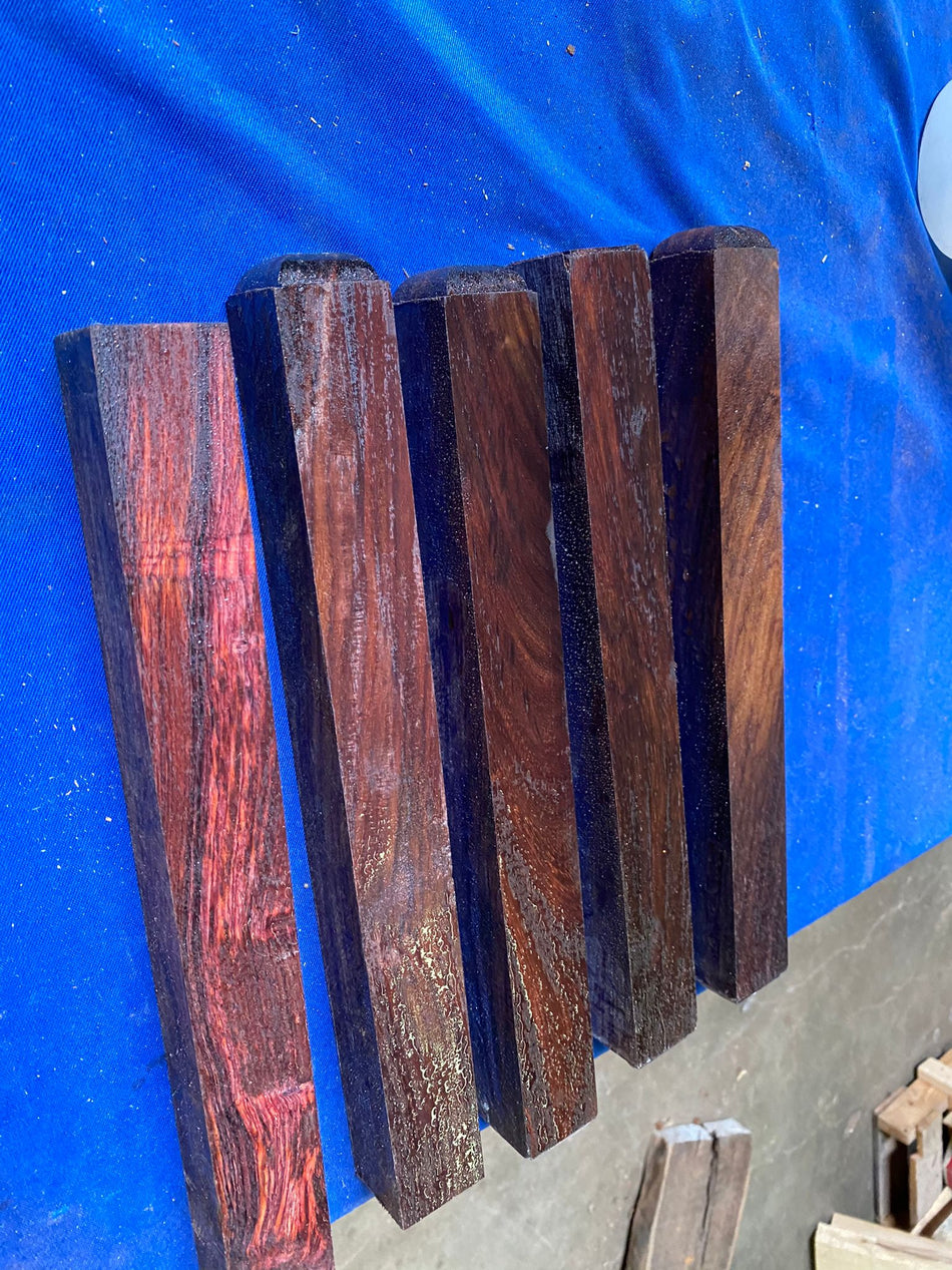 Compre el mejor torneado en blanco de madera de rosa de la India oriental de 1" x 1" x 24"