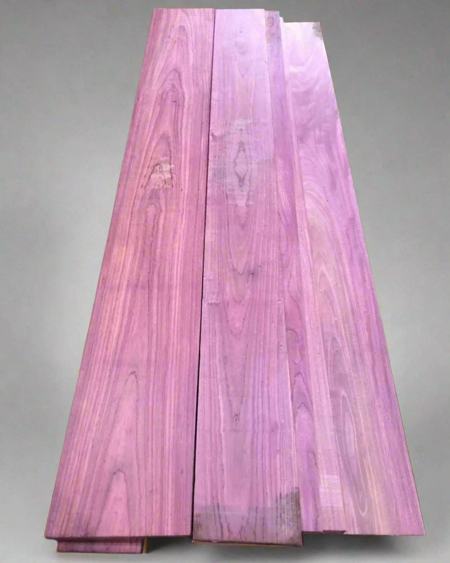 Tabla de cortar Purpleheart en blanco